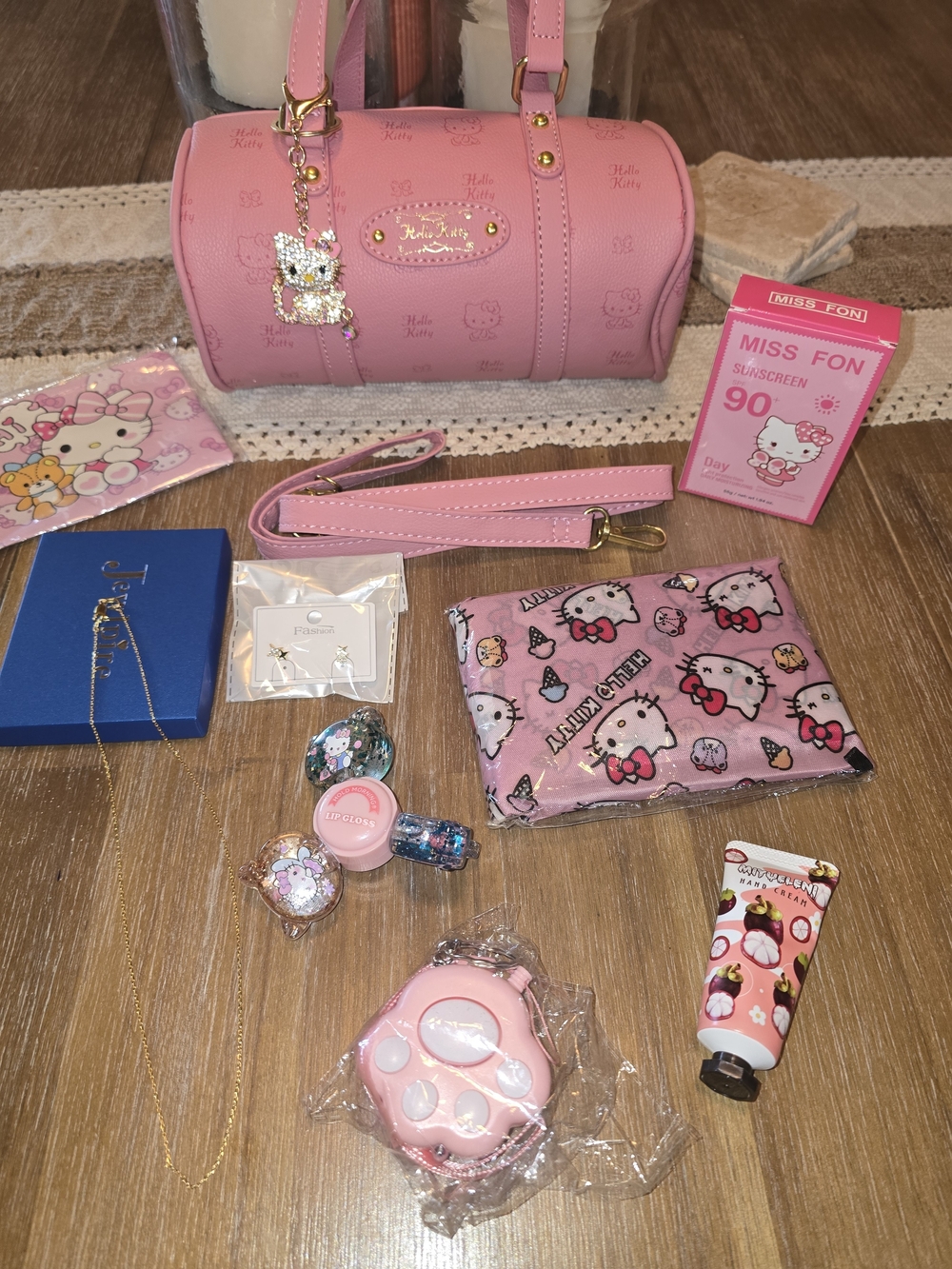 Hello Kitty Kids Pink Barrel Handbag with Matching Accessories